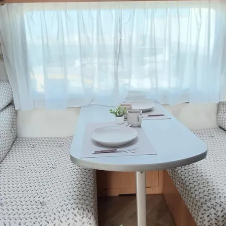 公寓 Mi Pequeno Lujo Autocaravana *